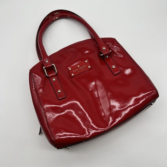 Kate Spade Red Patent Cow Leather Bowler Bag Purse Handbag Zippered Enclosure - Picture 1 of 11